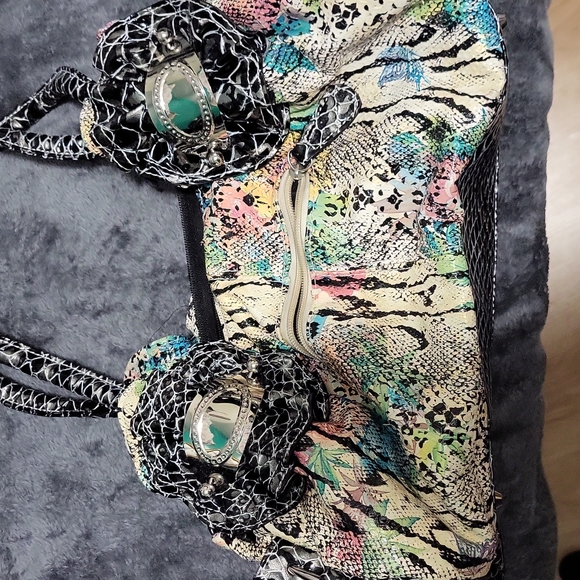 Purse - Picture 2 of 4